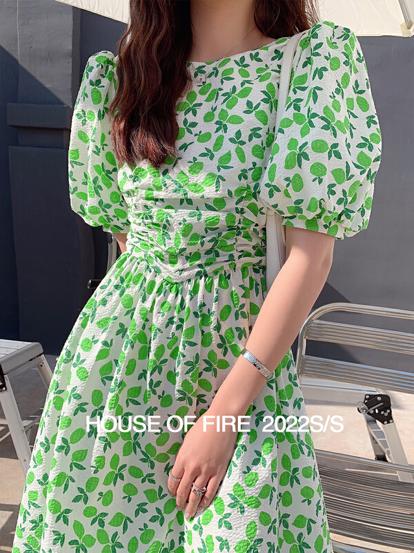 goods in stock! New in early summer! [huohuohuo huodres] floral pleated round neck waist dress 22031# ozq