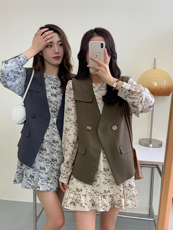 New year in early spring! [victory. 2] fashion style floral skirt + Korean style solid color vest suit b36# jhy