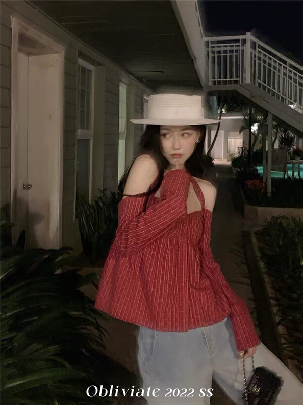 New in early summer! [L.L studio] hanging neck sexy slim shirt 7495# PCZ