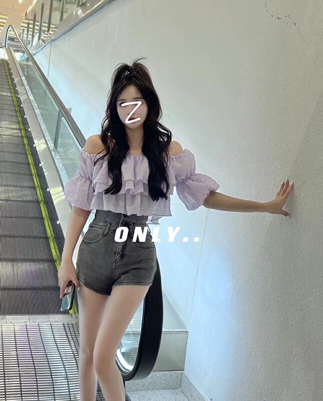 [only] ruffled off shoulder style short shirt 2807# JJ