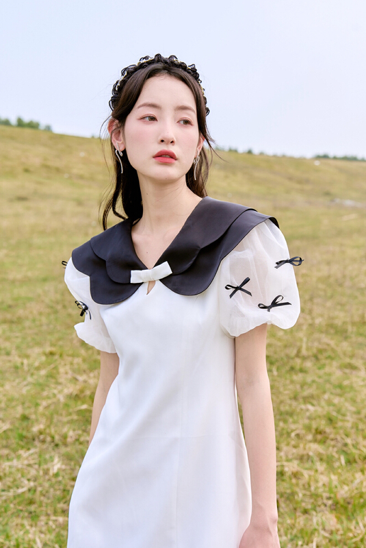 New in early summer! [Huaxi] retro romantic bubble sleeve dress 8852# PCZ