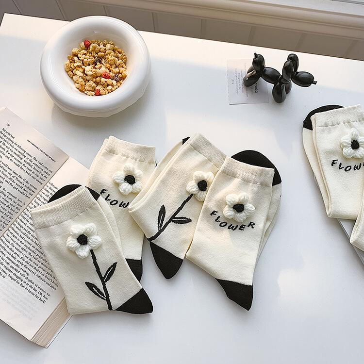 [inside] Korean minority original three-dimensional flowers simple and versatile medium socks n9198# zxl