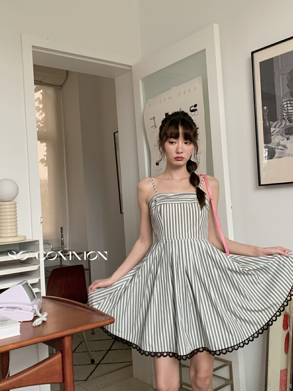 [so common] fashionable striped suspender dress 62420# XYJ