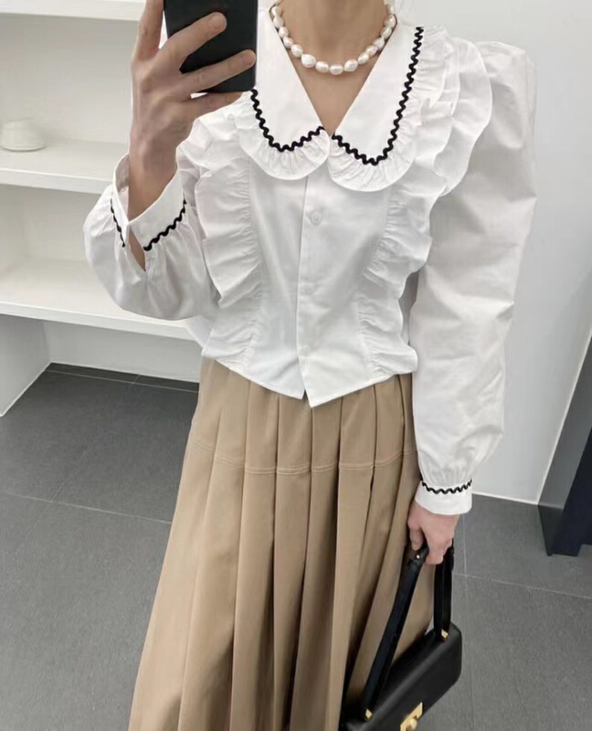 goods in stock! [finoa] Korean version large lapel contrast lace splicing fungus edge shirt 10281# CLS