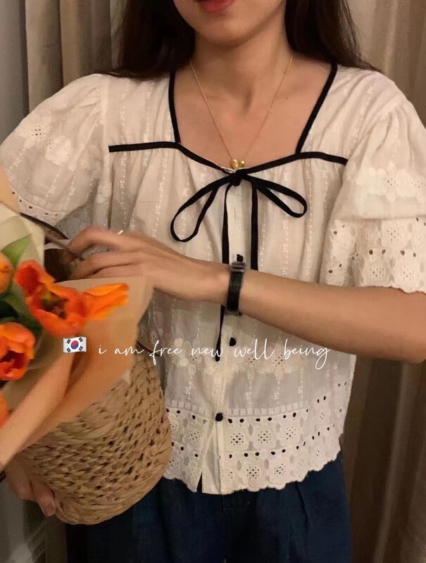 [free studio] Korean Ladies' square neck hollowed out blouse 2219# hjy
