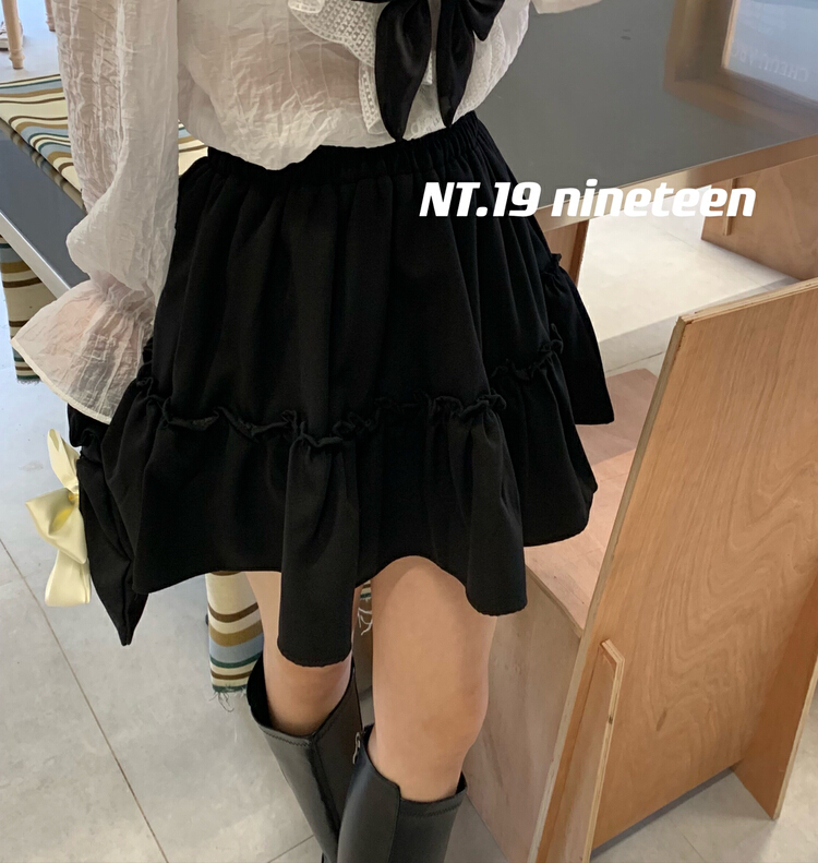 早春上新!【19.NINETEEN】鬆緊腰花邊內里安全褲半身裙  286#  LL