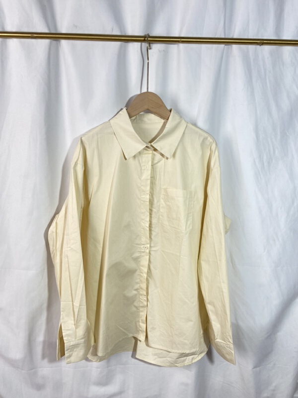 New in early summer! [Yi show shop] simple and loose retro casual shirt 967# Cl