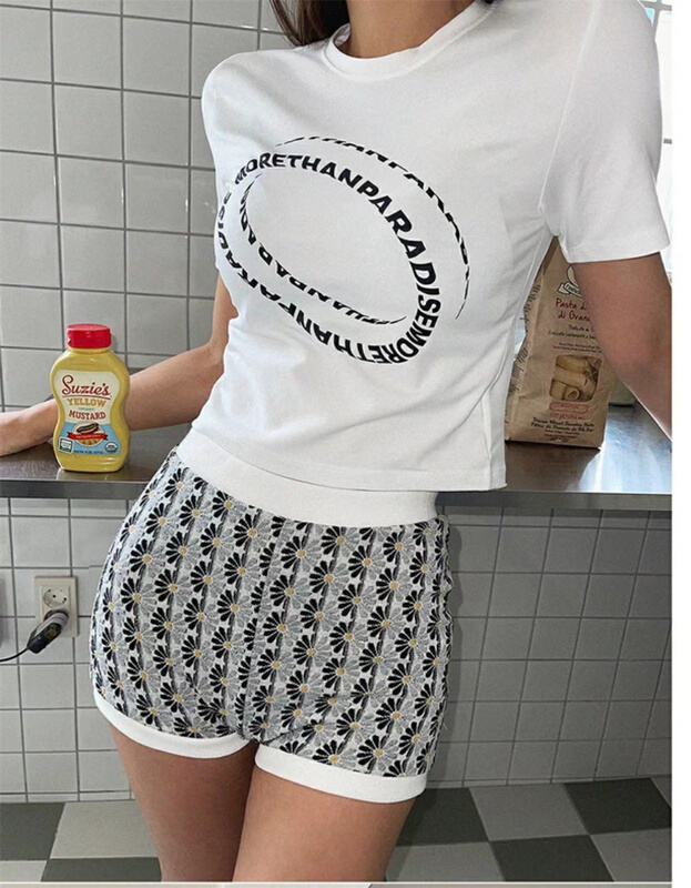 New in early summer! [top close] Korean version simple temperament short sleeve T-shirt 3913# ozq