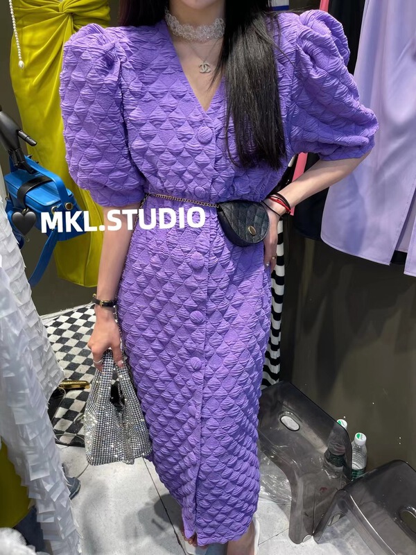 [Mikala] big women's textured breasted bubble sleeve dress (with bag) 865# PCZ
