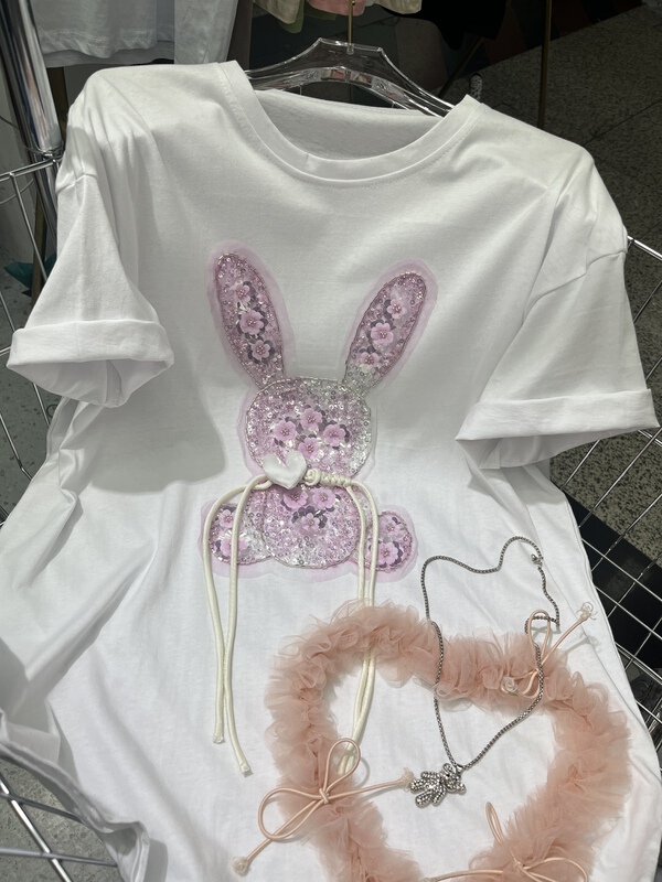 [Yilin] heavy industry Sequin rabbit short sleeve T-shirt 2292# WTT