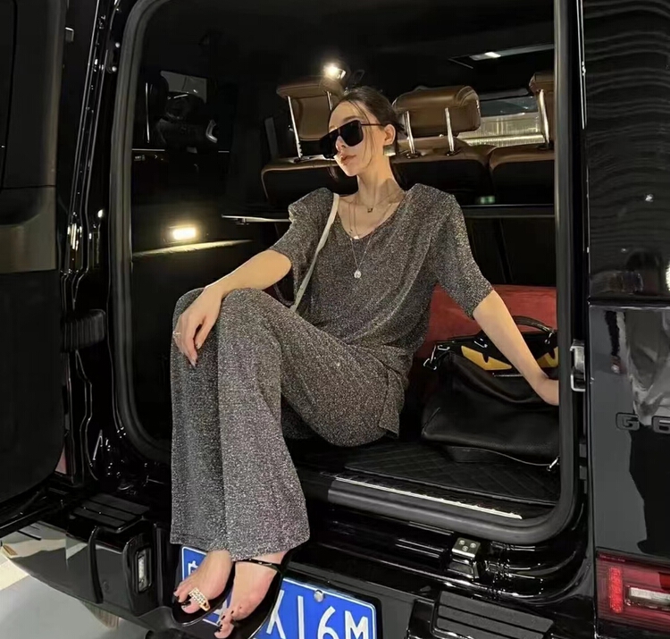 [pepper] V-neck simple Pullover long sleeve + elastic waist straight tube wide leg casual pants set 357# PCZ