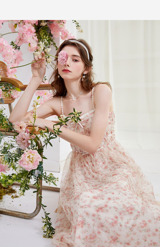 New in early summer! [Yingying new clothes] floral mesh pearl sling slim dress 7303# Cl
