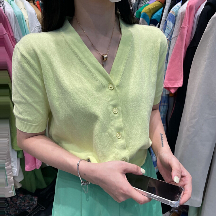 goods in stock! New in early summer! [trust me] Korean clean color V-neck short sleeved knitted cardigan 67490# ozq