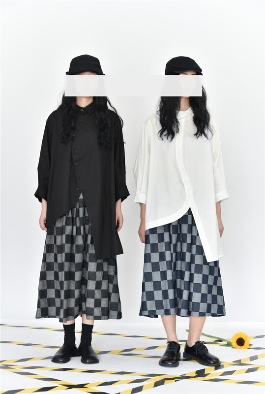 Early spring! [three and two] Korean version elastic waist checkerboard half skirt 58057# XYY
