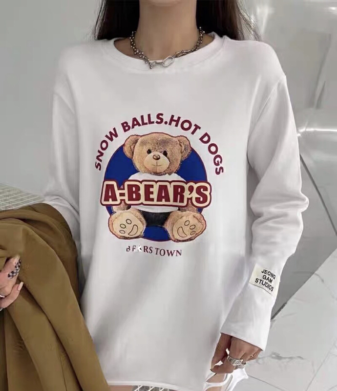New year in early spring! [LML] loose bear letter hole bottoming shirt 1738# ozq