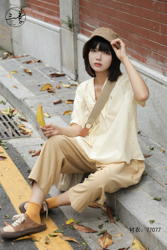 New in early summer! [original of three plain clothes] simple temperament, leisure and thin shirt 77077# XYJ