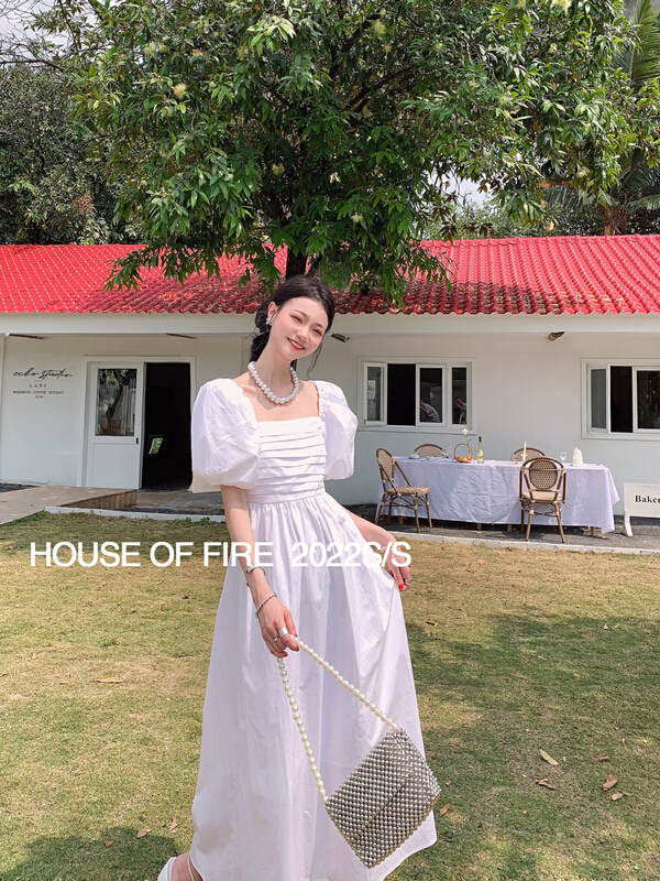 New in early summer! [huohuohuo hoodress] Korean style square neck bubble sleeve waist closing dress 22137# ozq
