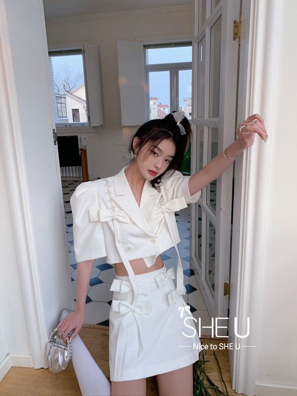 New year in early spring! [she u] temperament versatile suit + slim skirt suit c58059# cqw