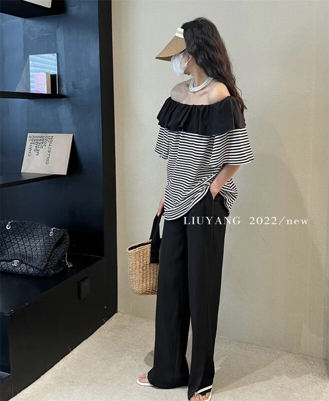 New in early summer! [liu-y] stitched lace one shoulder two small shirts 16761# XJ
