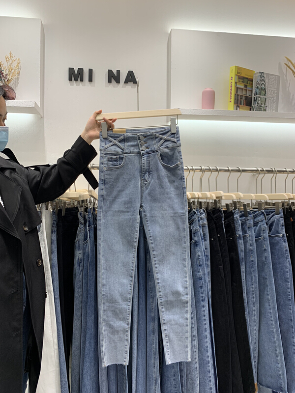 早春上新!【MINA】韓版高彈小腳牛仔褲  8110-1#  LSW