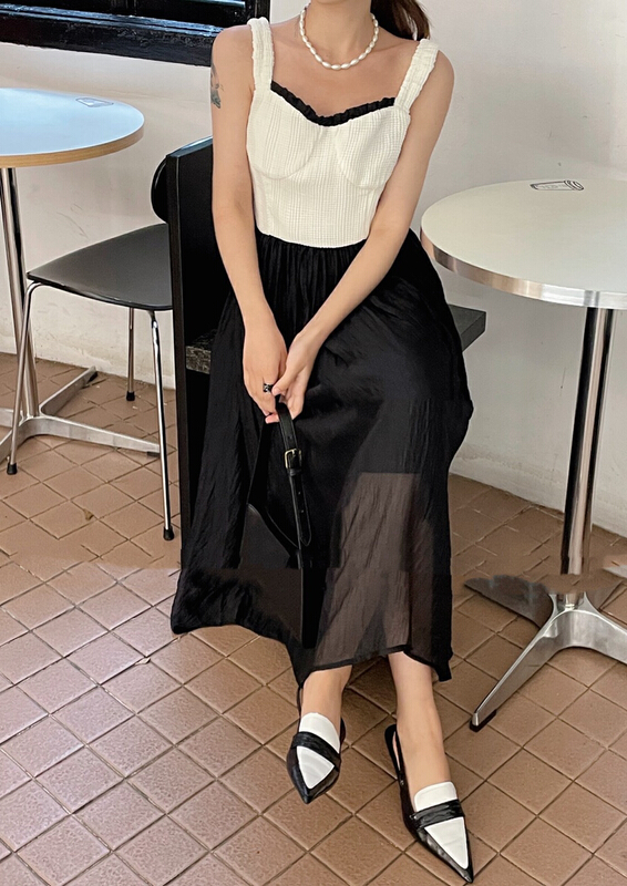 [Huaxi] Korean black and white splicing suspender dress 8980# PCZ