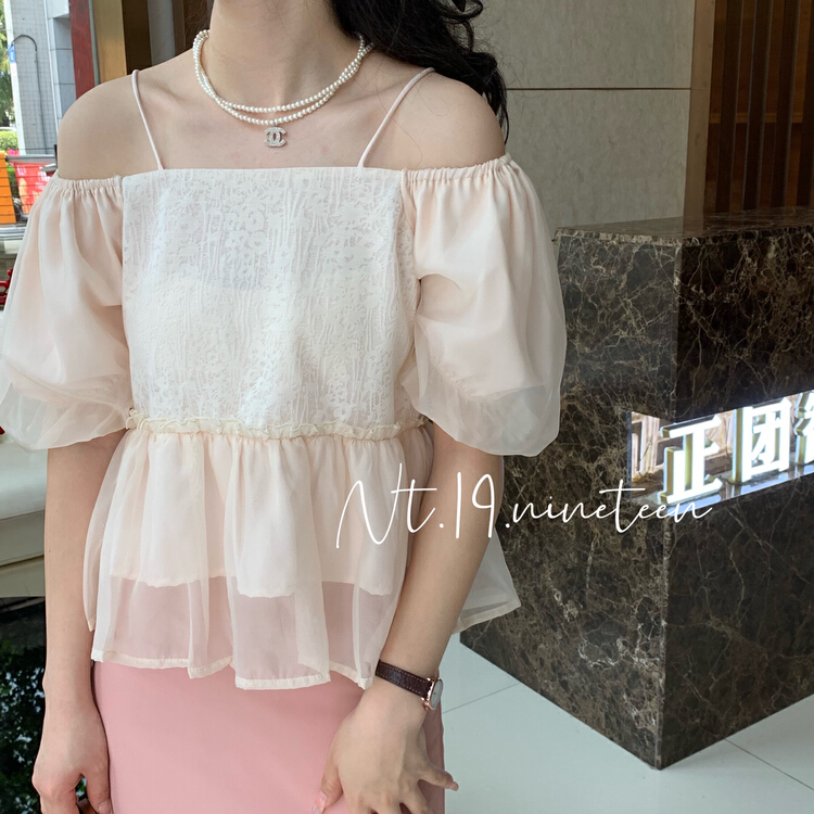 New in early summer! [19. Nineteen] one shoulder sweet bubble sleeve blouse 339# ll