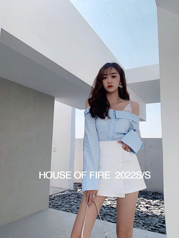 [huohuohuo huodres] design a small and unique lace splicing sling fake two shirts 22060# ozq