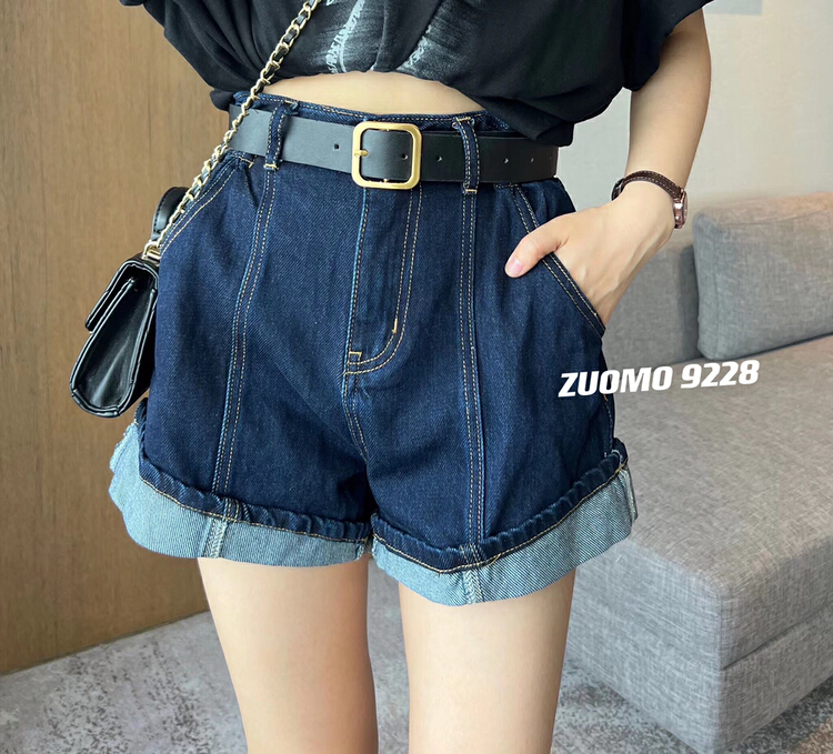 [zuomo Zuo Mo] high waist slim and versatile crimped denim shorts (with belt) 9228# XJ