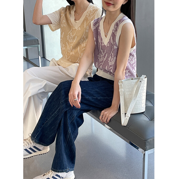[clean space] Korean Tencel jacquard knitted vest y-31511# CLS