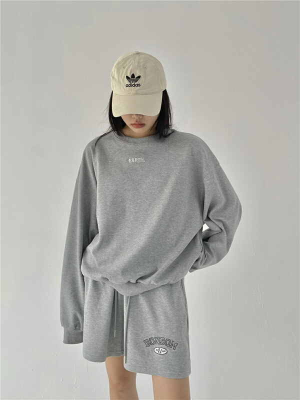 New year in early spring! [ecru] Crewneck letter loose sweater 13513# zxl