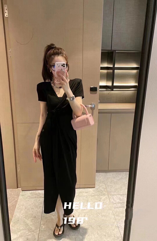 [Hello] V-neck stripe design wrinkling split dress ys-6370# lwy