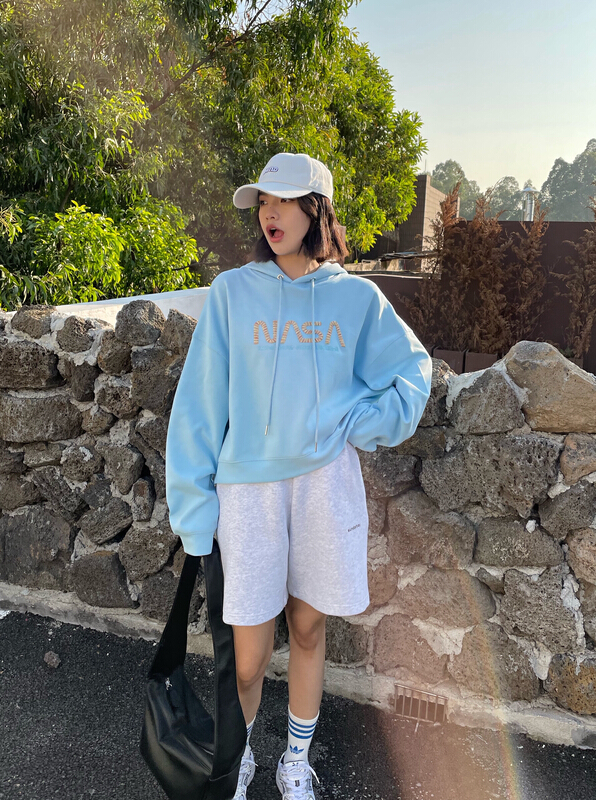 New year in early spring! [keyboard] Korean casual three-dimensional embroidered letter color hooded sweater b-9969# LSL