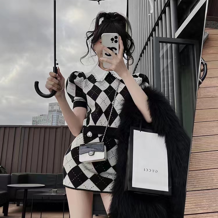 [pan] foreign style Lingge short sweater + slim skirt two piece suit 00215# PCZ