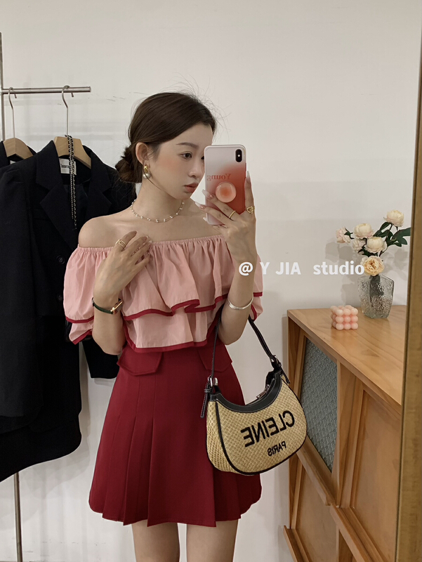[y.jia Yijia] gentle double-layer one shoulder blouse + slim pleated skirt suit 8963# PCZ
