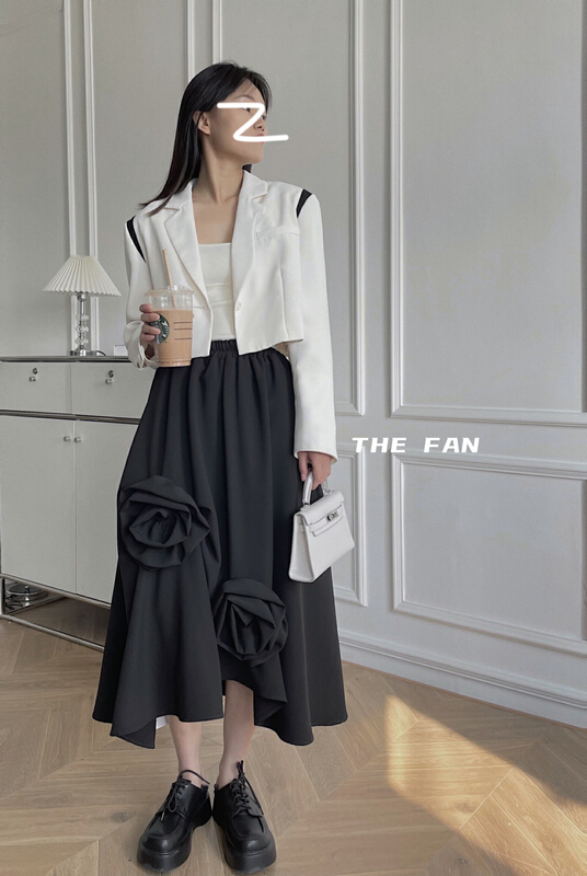 New year in early spring! [the fan] irregular color matching hollow out cuff suit 6962# zxx