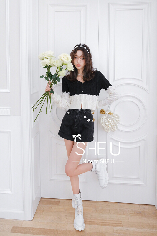 goods in stock! New year in early spring! [she u] design sense niche splicing color contrast xiaoxiangfeng knitted cardigan (content 20% wool) c50001# cqw