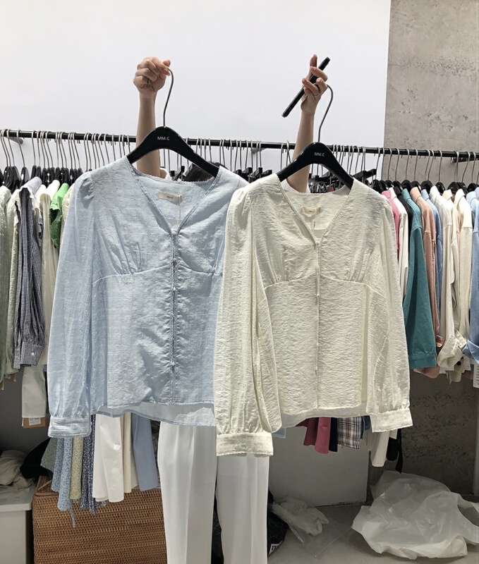 goods in stock! New year in early spring! [mm. C] temperament versatile V-neck versatile shirt 85361# lwy