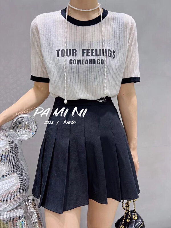 [pamini] black and white contrast thin letter T-shirt 22112# Cl