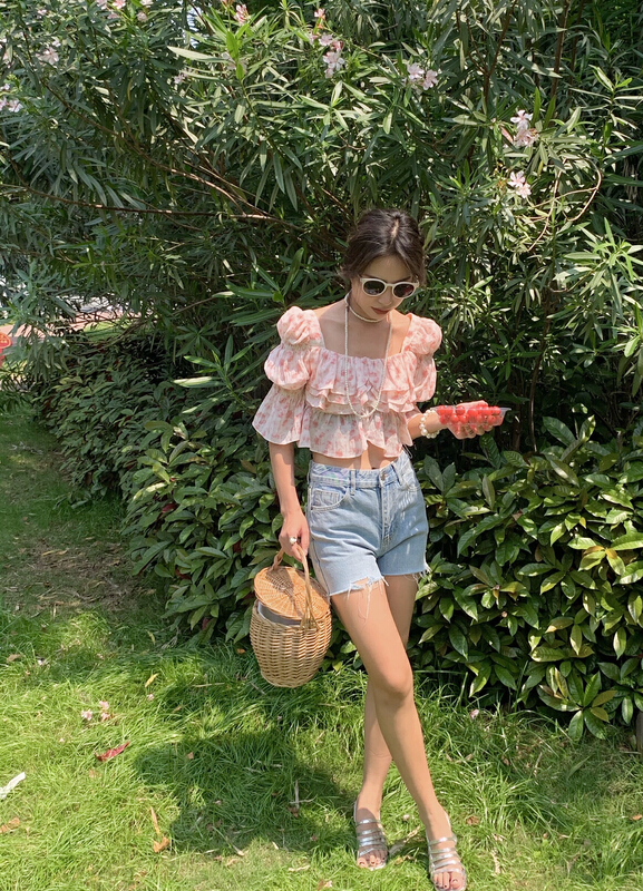 [u say] Korean version square neck ruffled sweet floral blouse 65905# LSL