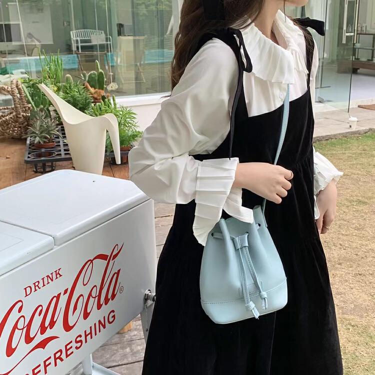 [Mi he] fashion niche design messenger bag 3110# jhy