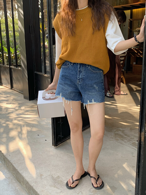 New year in early spring! [meet me] one button versatile comfortable denim shorts 81039# L