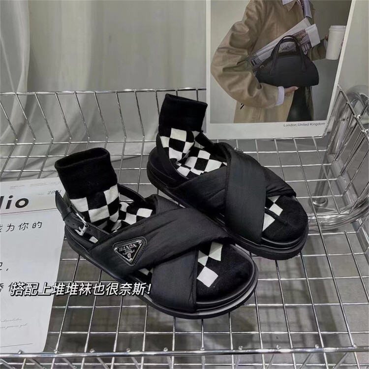 [DS. Gift] thick soled elevated fashion beach casual sandals 5297# LSL