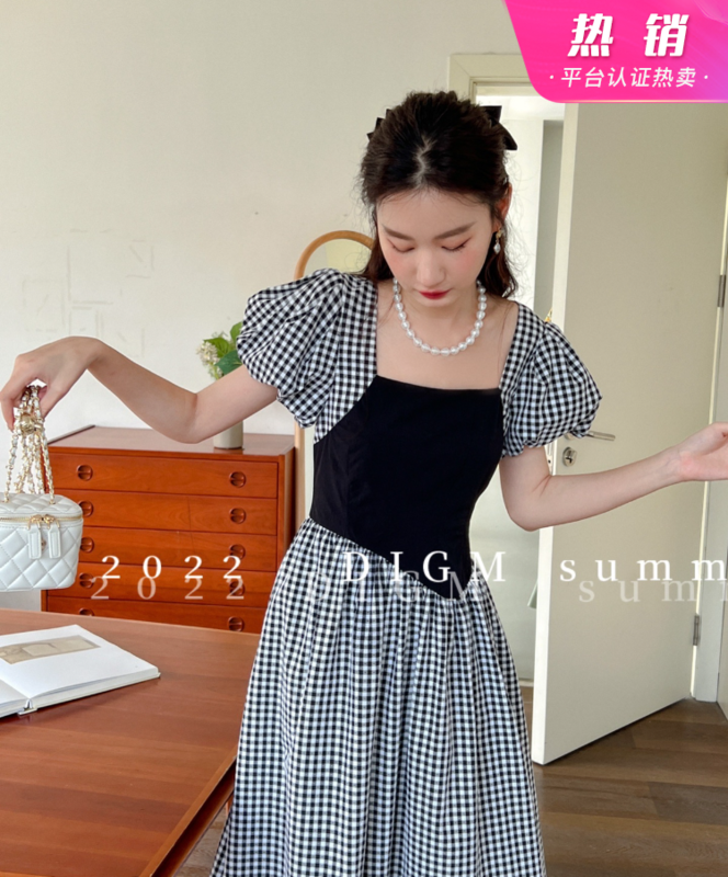 [digm] French retro design, plaid stitching, bubble sleeves, slim dress 1574# zxx