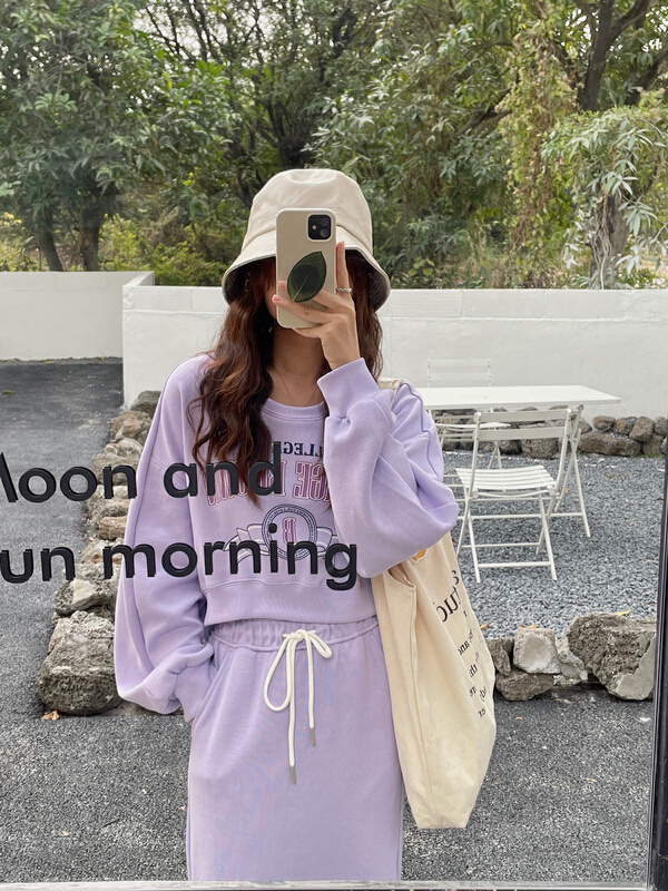 goods in stock! New year in early spring! [Hello September] crew neck printed sweater h2401# CLS