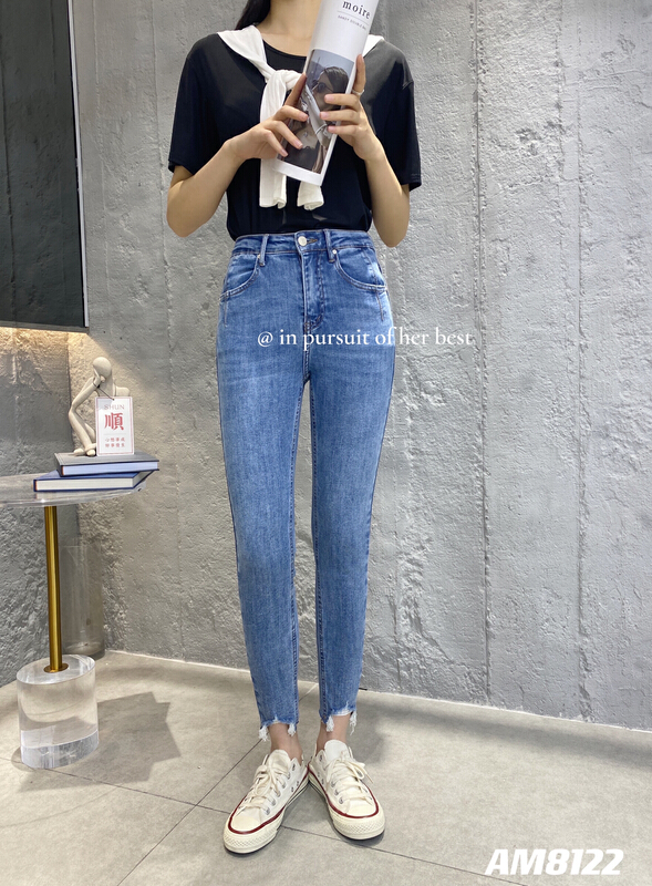 Original price 73.72! New in early summer! [zvzo] Korean slim fit and versatile small leg jeans 8122# CLS