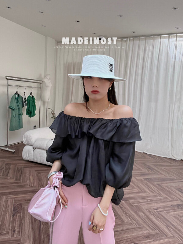【歐莎MADEINOST】兩穿寬鬆荷葉邊一字肩小衫  86208#  LL