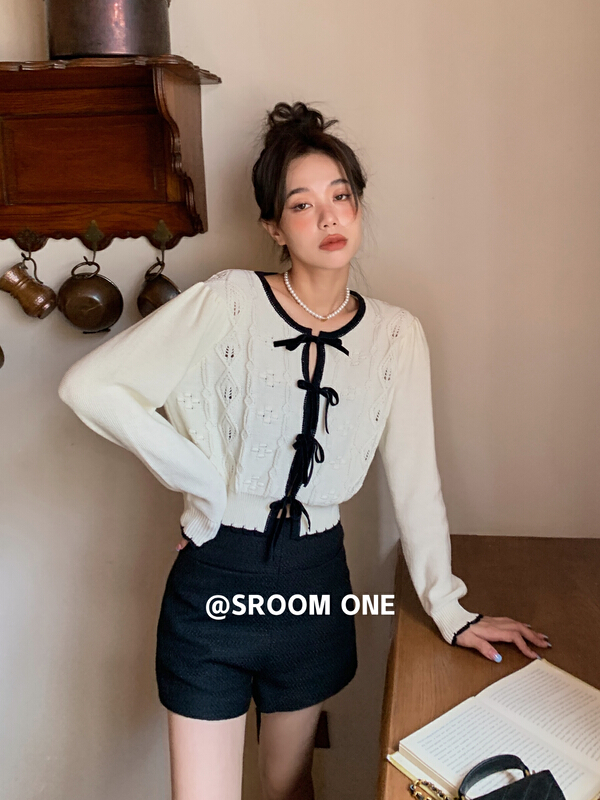 Original price 108.99! New year in early spring! [s.room] contrast Lace Up Korean knitted cardigan (with lace up) yy7019# LSL