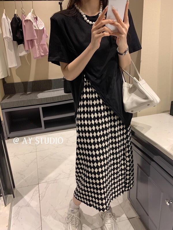 goods in stock! New in early summer! [ay studio] Korean black and white diamond check skirt 66746# zxx