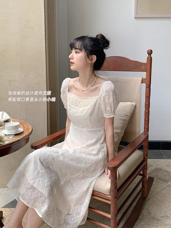 goods in stock! New in early summer! [Kiki studio] sweet and fresh embroidered Square Neck Dress 5650# hjy