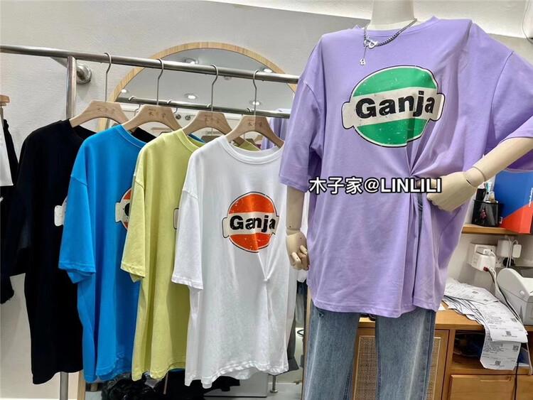 [muzijia] Korean printed slit short sleeve T-shirt 66901# XYY